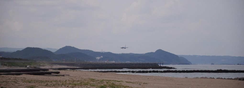 鳥取空港裏の砂浜